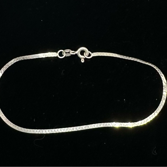 Bracelet 925 Sterling Silver Flat Herringbone Chain 7” bracelet Shiny - Picture 1 of 5